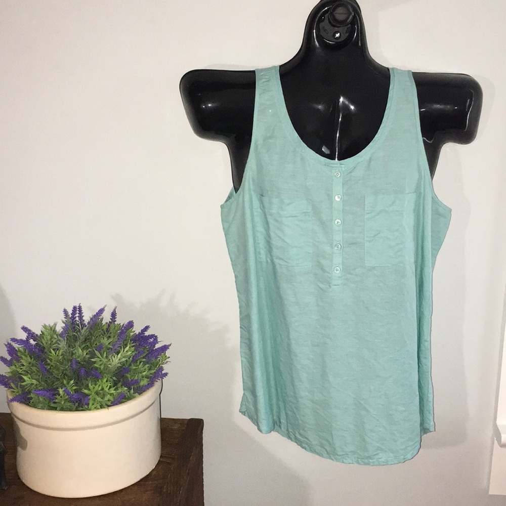 Loft linen and cotton tank top // size medium